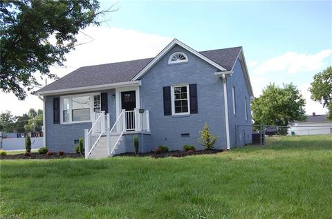 801 Arthur Ave, High Point, NC 27263 photo 4