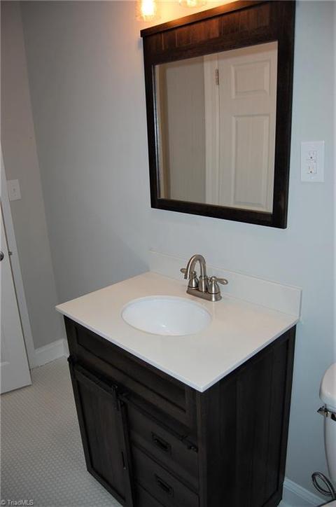 801 Arthur Ave, High Point, NC 27263 photo 10