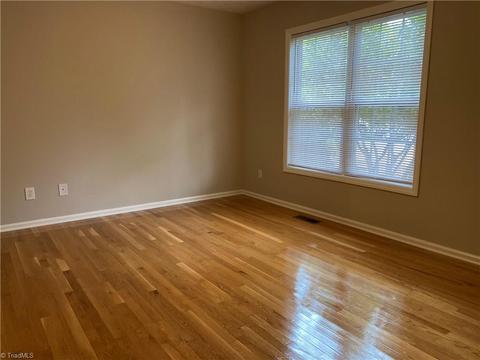 2701 Ingleside Dr, High Point, NC 27265 photo 7