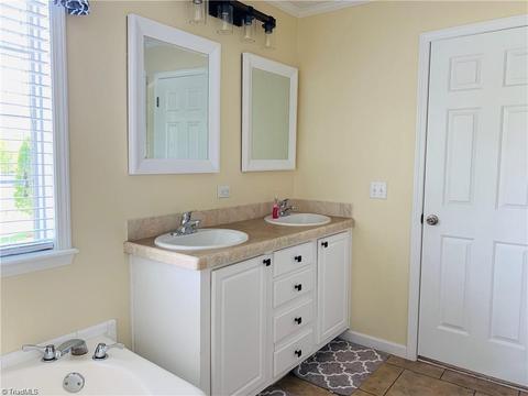 2325 Boiling Springs Rd, Purlear, NC 28665 photo 21