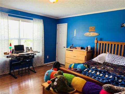 2325 Boiling Springs Rd, Purlear, NC 28665 photo 24