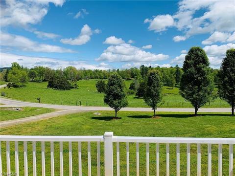 2325 Boiling Springs Rd, Purlear, NC 28665 photo 3