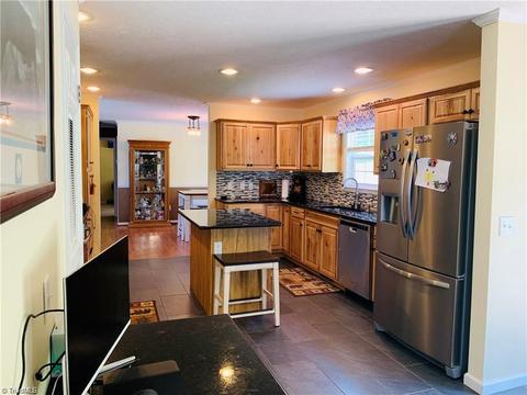 2325 Boiling Springs Rd, Purlear, NC 28665 photo 9