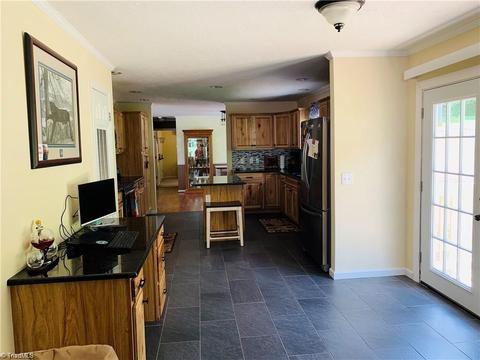 2325 Boiling Springs Rd, Purlear, NC 28665 photo 6