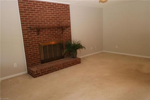 217 Freeman St, Dobson, NC 27017 photo 2