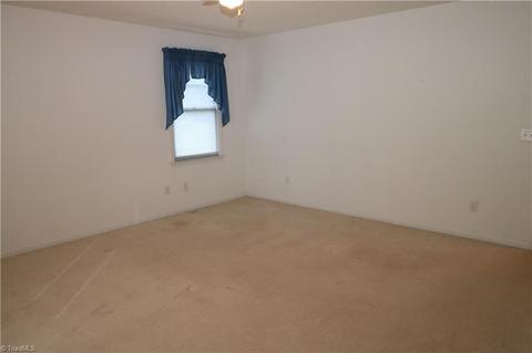 217 Freeman St, Dobson, NC 27017 photo 11