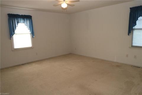 217 Freeman St, Dobson, NC 27017 photo 12