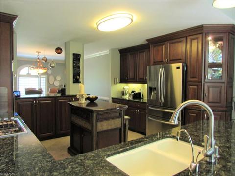 1700 Heathgate Pt, High Point, NC 27262 photo 16