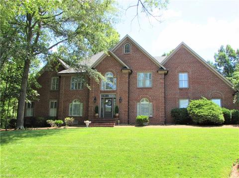 1700 Heathgate Pt, High Point, NC 27262 photo 1