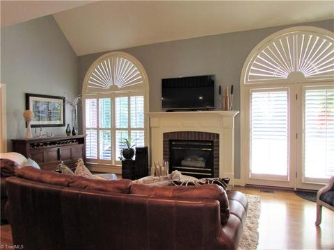 1700 Heathgate Pt, High Point, NC 27262 photo 12
