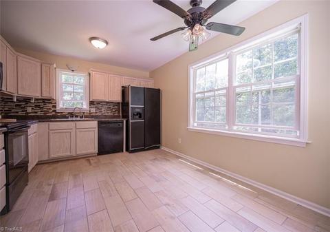5133 Windemere Cir, Trinity, NC 27370 photo 6