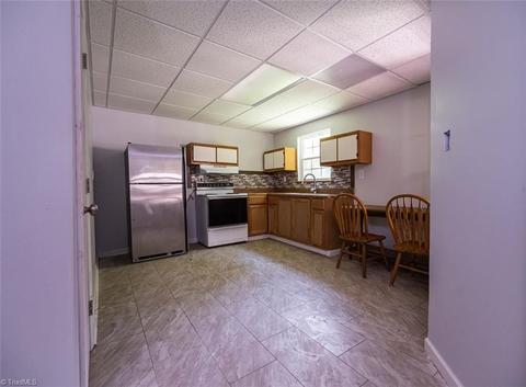 5133 Windemere Cir, Trinity, NC 27370 photo 14