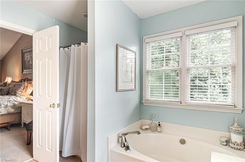 3844 Waterview Rd, High Point, NC 27265 photo 19