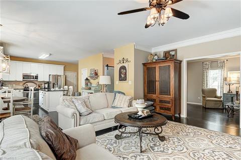 3844 Waterview Rd, High Point, NC 27265 photo 8