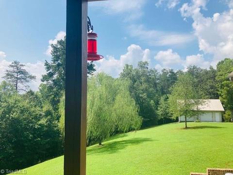 1128 Decoster Dr, King, NC 27021 photo 7