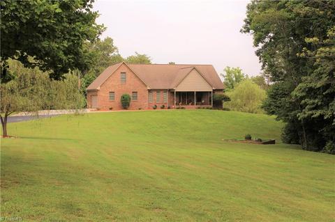 1128 Decoster Dr, King, NC 27021 photo 42