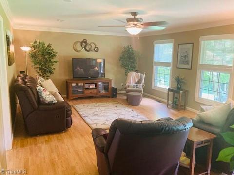 1128 Decoster Dr, King, NC 27021 photo 8