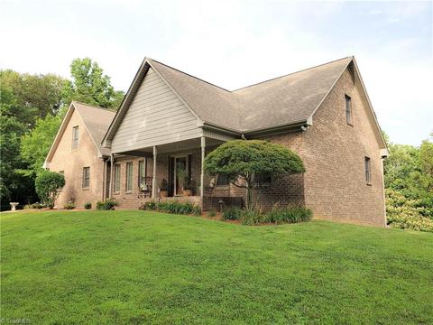 1128 Decoster Dr, King, NC 27021 photo 41