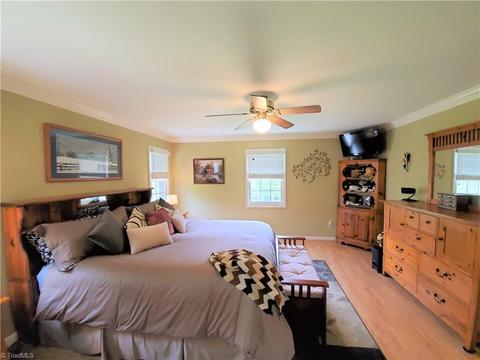 1128 Decoster Dr, King, NC 27021 photo 26