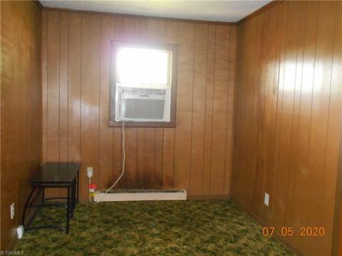 1003 Unity St, Thomasville, NC 27360 photo 5
