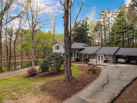 253 Ashley Dr, Dobson, NC 27017 photo 3