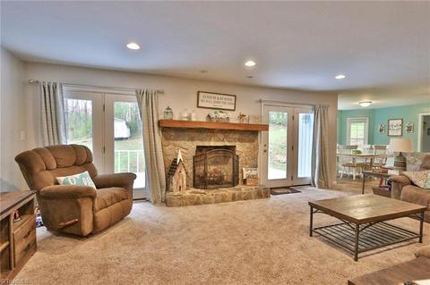 253 Ashley Dr, Dobson, NC 27017 photo 12