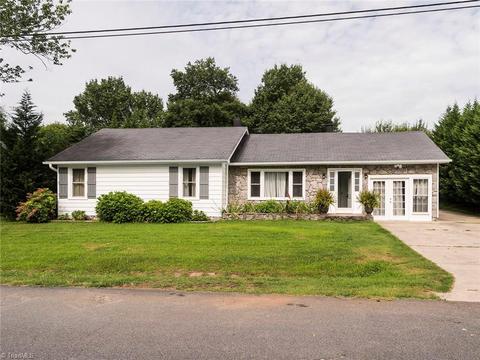 305 Druid St, High Point, NC 27265 photo 1