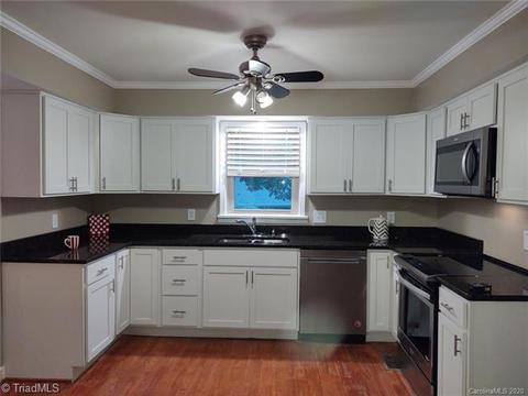 413 Windsor Dr, Salisbury, NC 28144 photo 8