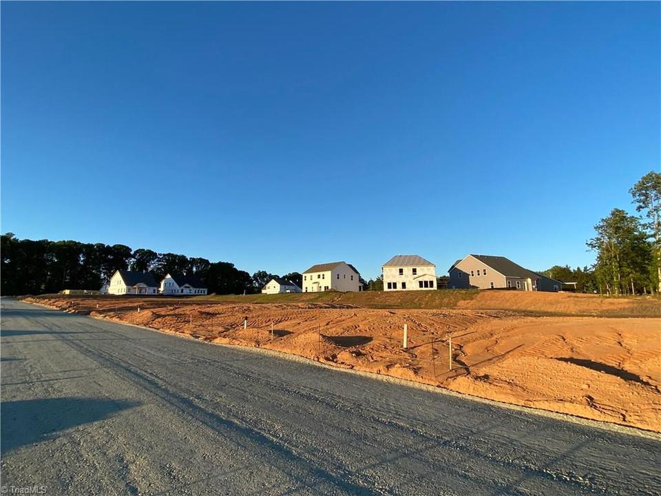  3502 Crimson Wood Dr, Greensboro, NC 27410 photo 10