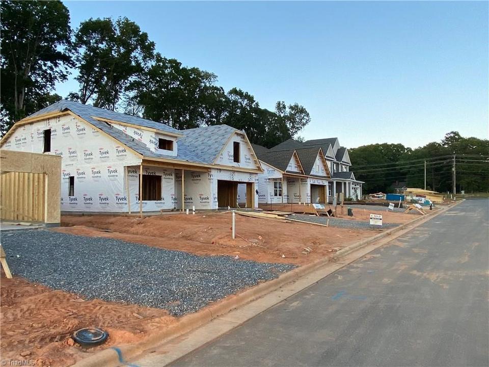  3502 Crimson Wood Dr, Greensboro, NC 27410 photo 8