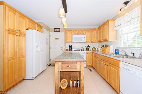 149 High Meadows Rd, Advance, NC 27006 photo 10