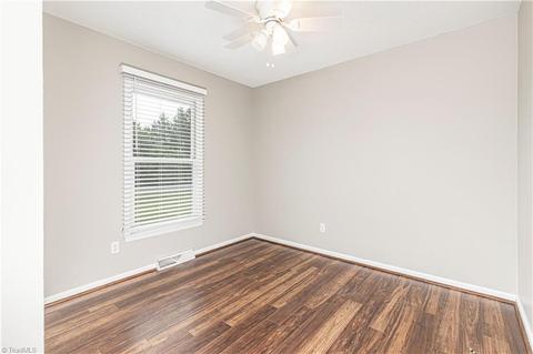 369 Central Rd, Clemmons, NC 27012 photo 6