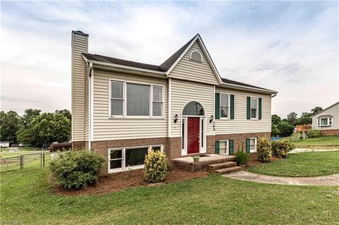 369 Central Rd, Clemmons, NC 27012 photo 2