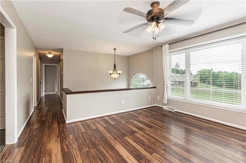 369 Central Rd, Clemmons, NC 27012 photo 4