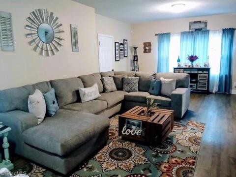 323 Cherry St, Eden, NC 27288 photo 7