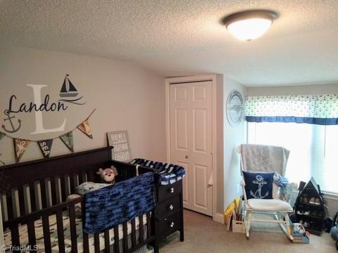 323 Cherry St, Eden, NC 27288 photo 13