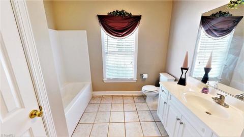 1401 Spring Tree Ct, High Point, NC 27265 photo 20