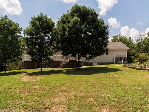 3686 Evergreen Dr, Trinity, NC 27370 photo 3