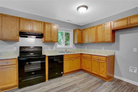 146 Asbill Ave, High Point, NC 27265 photo 9