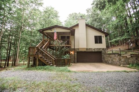 250 Ivy Ln, Deep Gap, NC 28618 photo 1