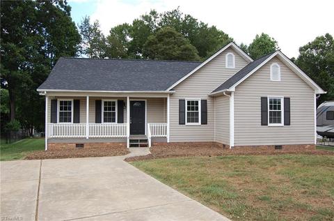 120 Winchester Ct, Trinity, NC 27370 photo 1
