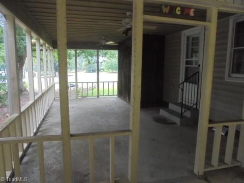 2524 Willard Rd, High Point, NC 27265 photo 11