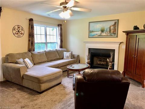 1124 Wesson Ct, High Point, NC 27265 photo 5