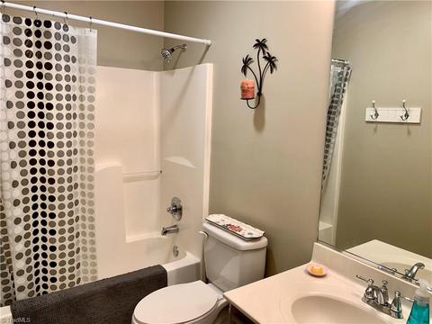 1124 Wesson Ct, High Point, NC 27265 photo 23