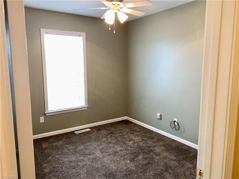 1124 Wesson Ct, High Point, NC 27265 photo 24