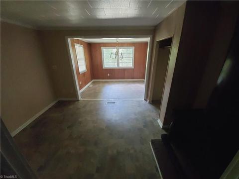 915 Gordon St, High Point, NC 27260 photo 20