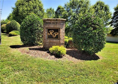 107 Solitaire Dr, Trinity, NC 27370 photo 3