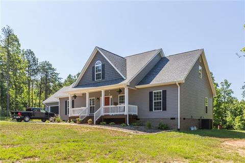 1152 Kiger Rd, Germanton, NC 27019 photo 4