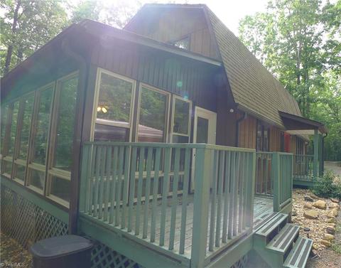 206 N Morgan Rd, Lowgap, NC 27024 photo 6