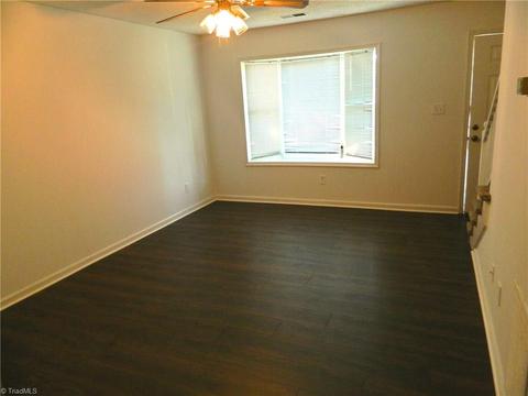 3143 Windchase Ct, High Point, NC 27265 photo 3